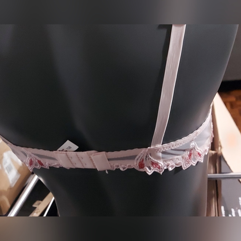 3/$20 Bra - Picture 7 of 8